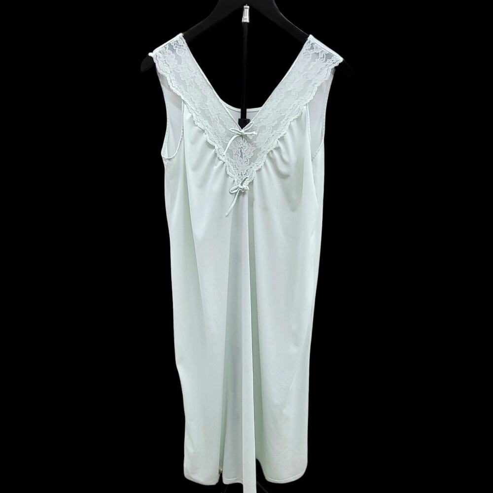 Vintage Gilead Nightgown Medium Mint Green Nylon Lace Trim Maxi Lingerie USA